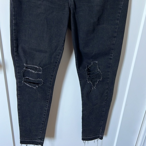 Levi’s 720 Super Skinny Distressed Jeans - Picture 2 of 11